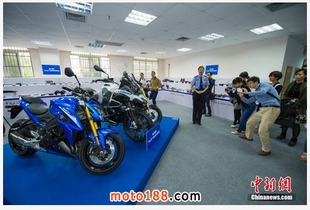 海口海关重拳出击 查获摩托车、汽车配件等700余种走私货物，维护市场秩序